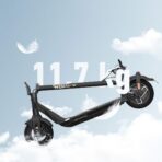 NIU Trottinette électrique KQi Air Rouge | Cadre en Fibre de Carbonne | léger – Image 7