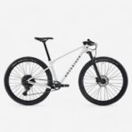 ROCKRIDER Vélo VTT semi-rigide XC cadre carbone RACE 900 NX, Blanc
