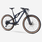 ROCKRIDER Vélo VTT XC crosscountry race 900 S bleu - cadre full carbone - GX roues alu – Image 2